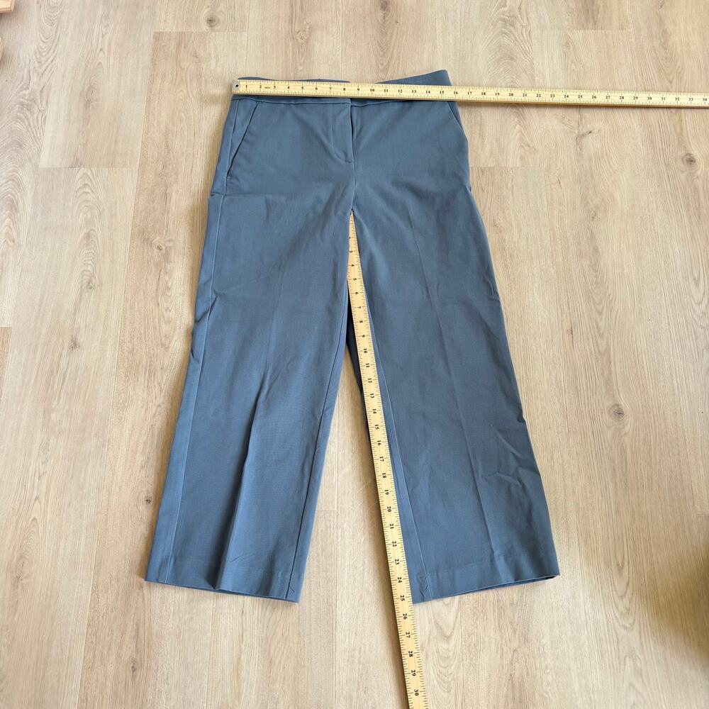 Loft NWT Women's Gray High Rise Slim Wide Leg Crop Pants Size 6 - Picture 3 of 8